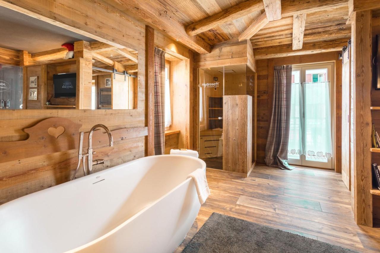 John Luxury Suites Folgaria Luaran gambar