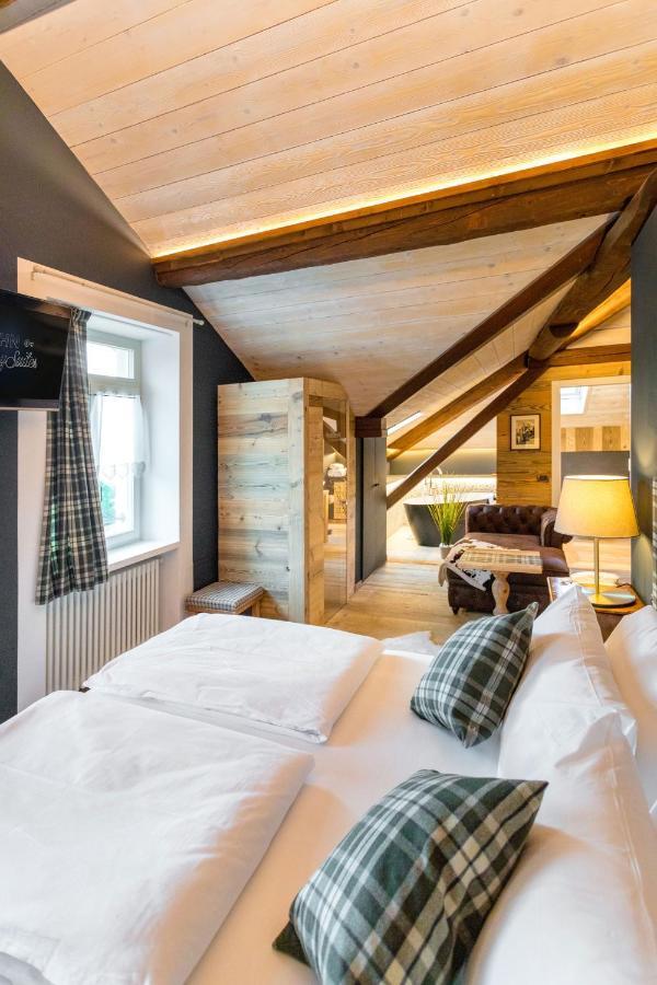John Luxury Suites Folgaria Luaran gambar