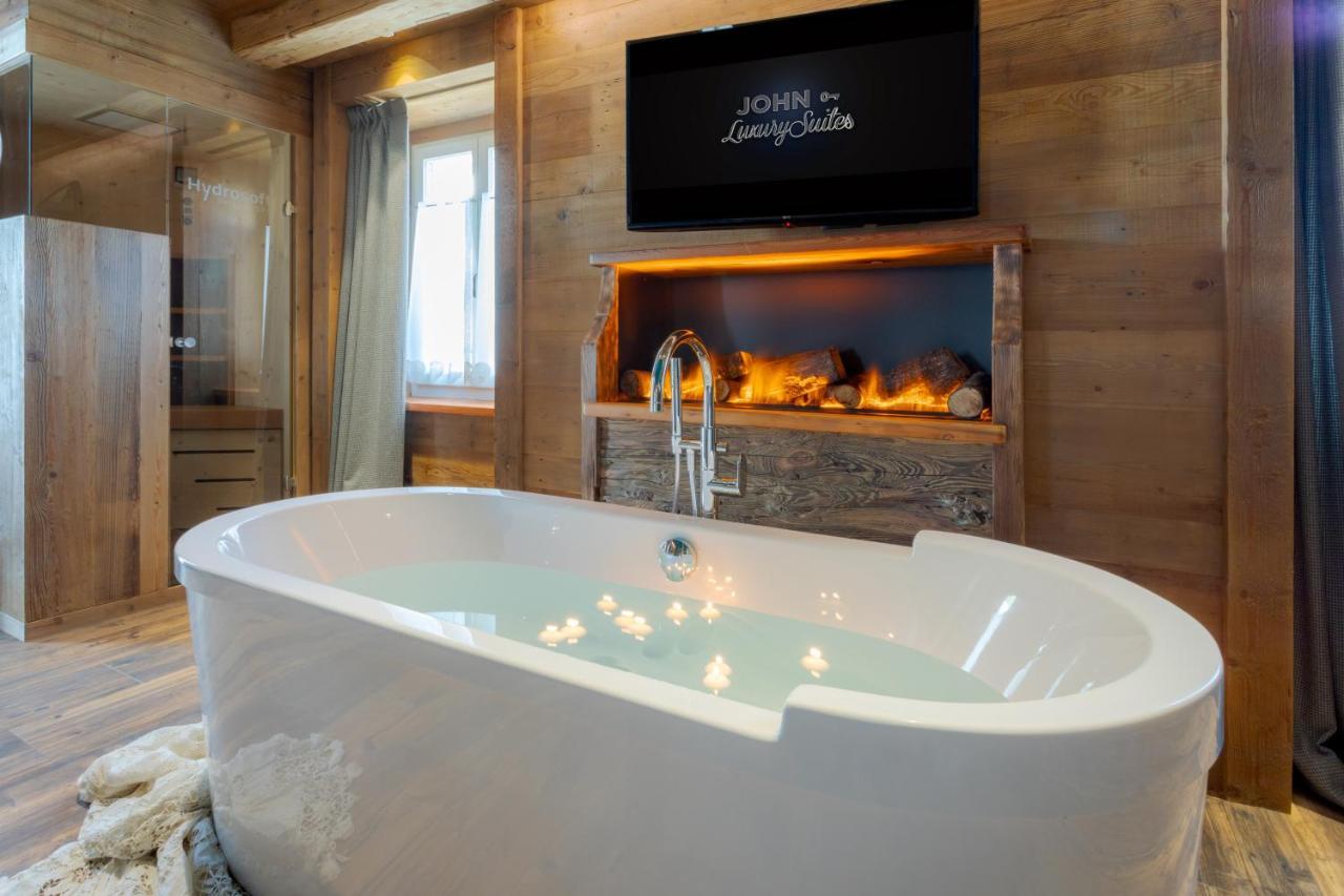 John Luxury Suites Folgaria Luaran gambar